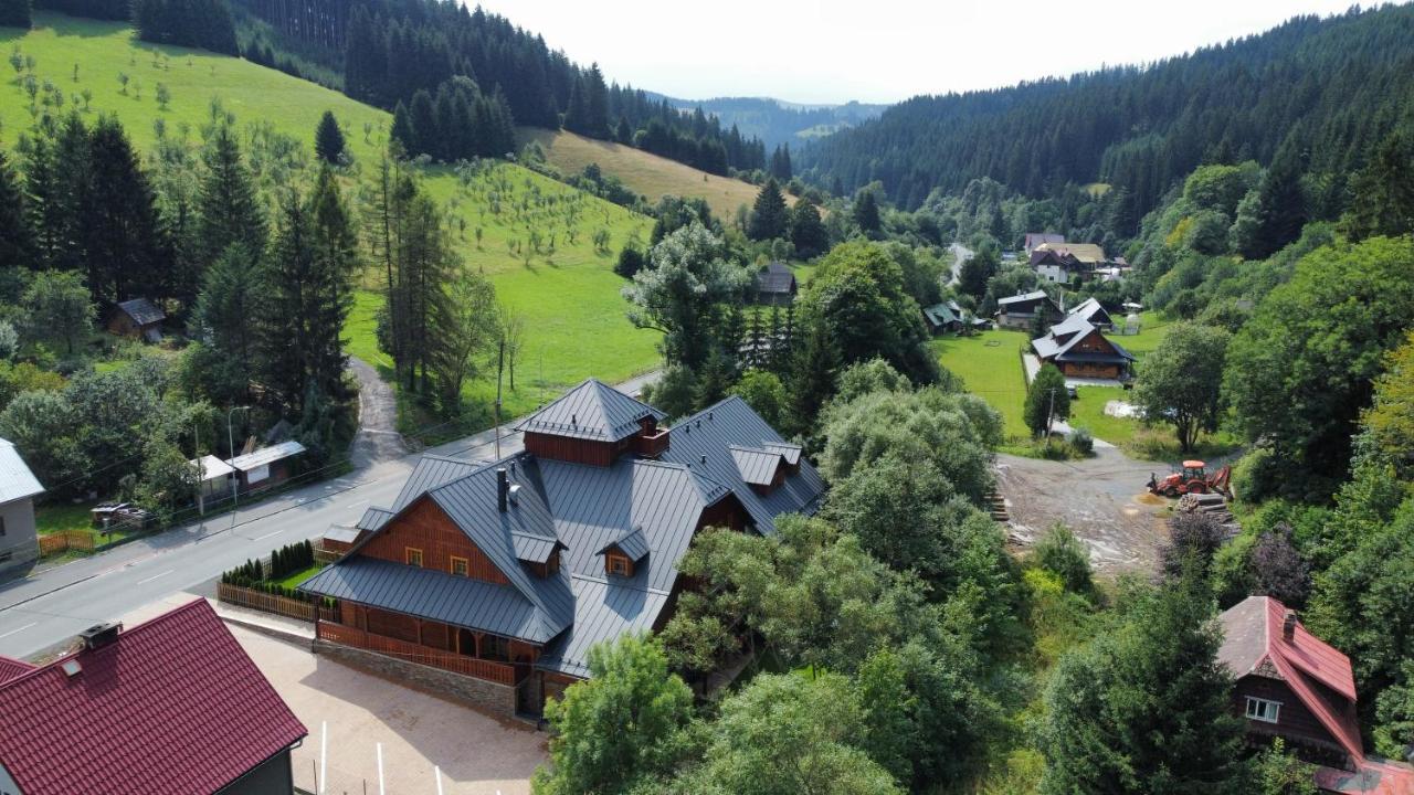 Apartmany Jezerne Velké Karlovice المظهر الخارجي الصورة