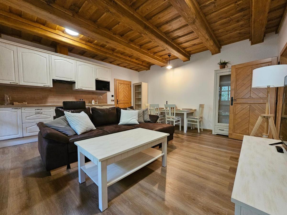 Apartmany Jezerne Velké Karlovice المظهر الخارجي الصورة