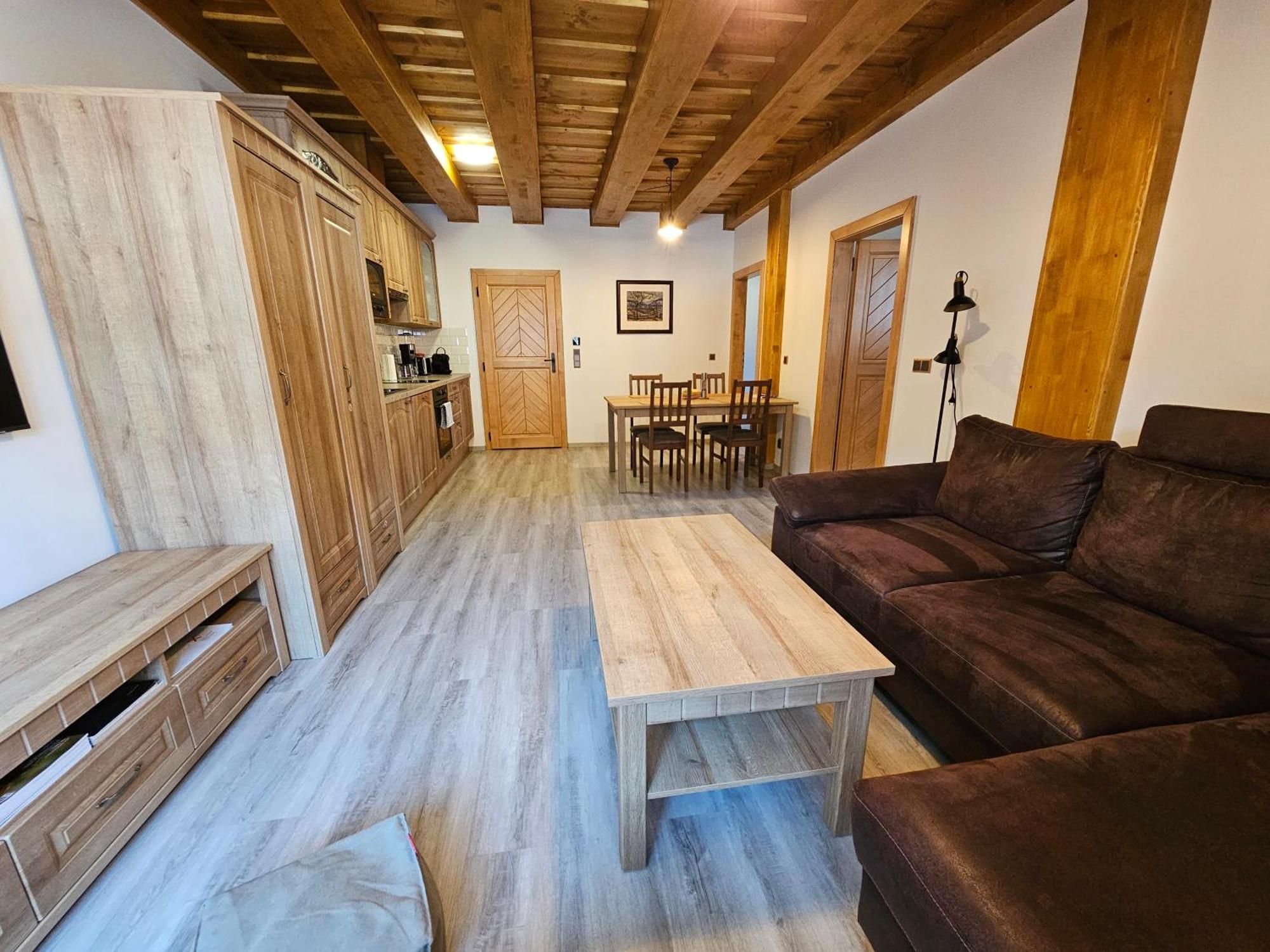 Apartmany Jezerne Velké Karlovice المظهر الخارجي الصورة