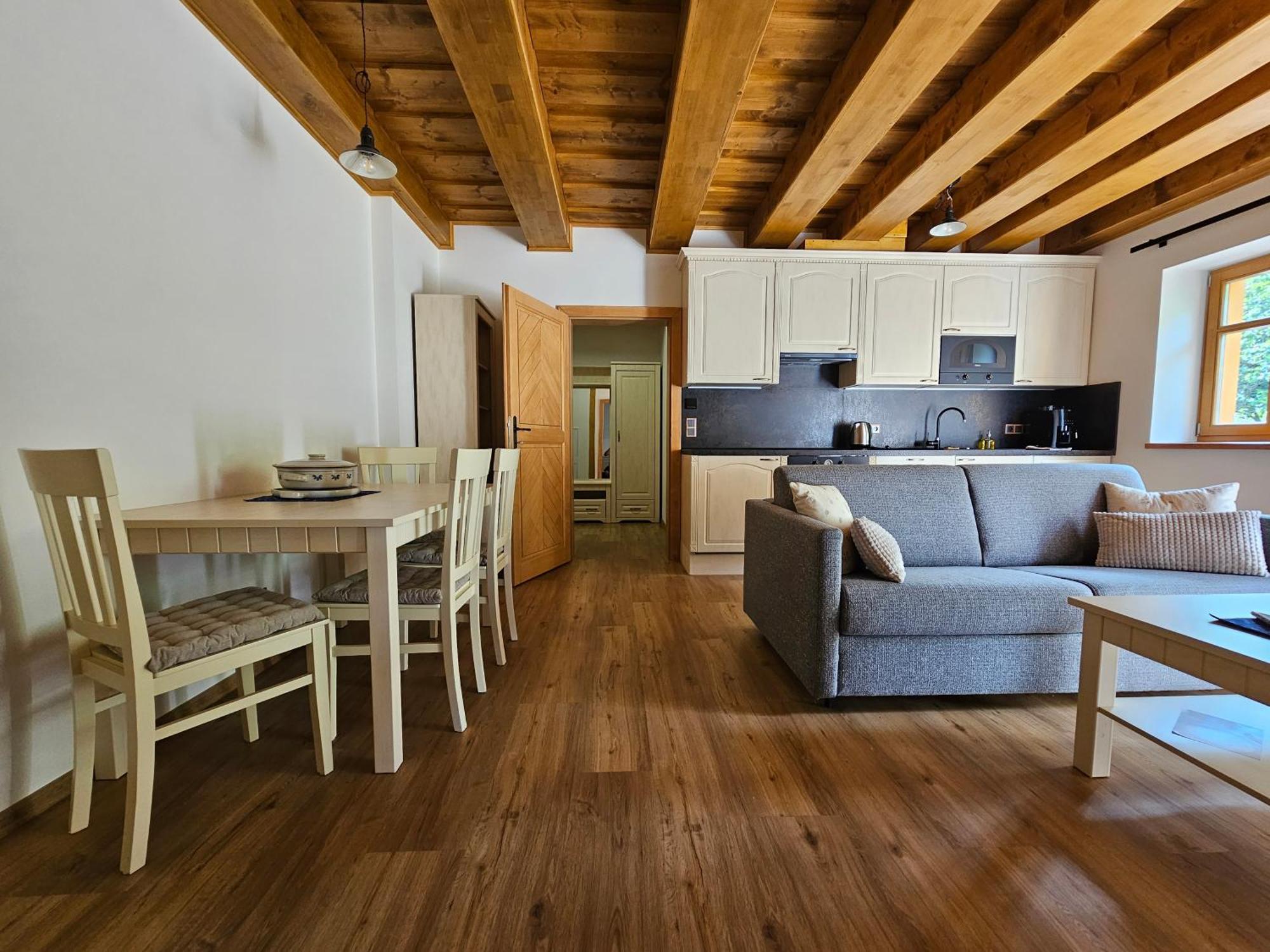 Apartmany Jezerne Velké Karlovice المظهر الخارجي الصورة