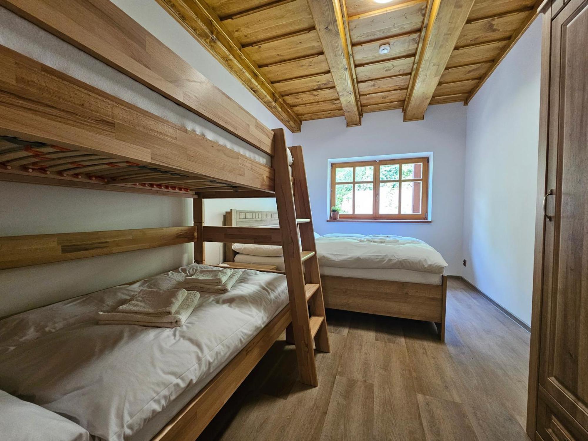 Apartmany Jezerne Velké Karlovice المظهر الخارجي الصورة
