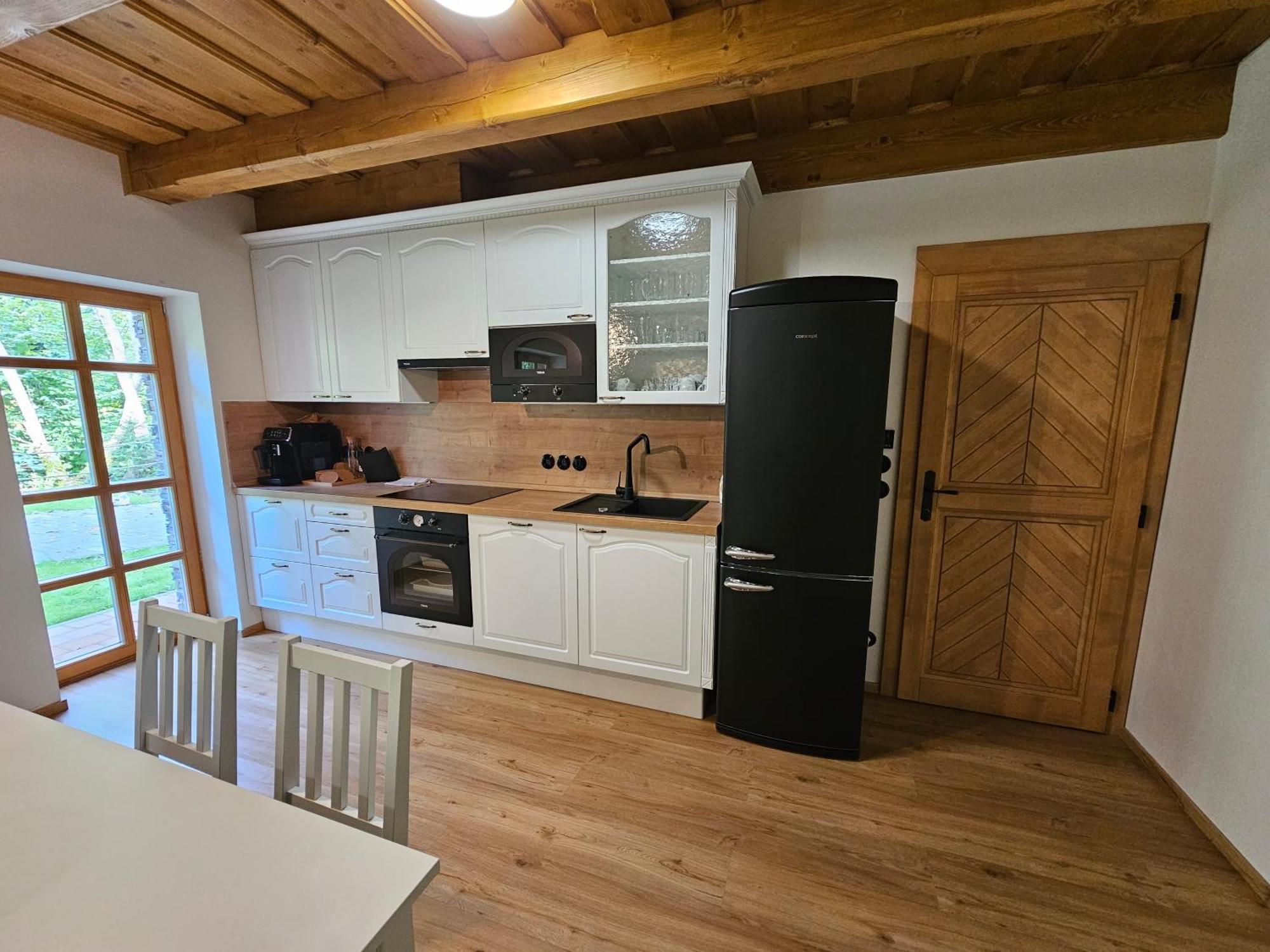 Apartmany Jezerne Velké Karlovice الغرفة الصورة