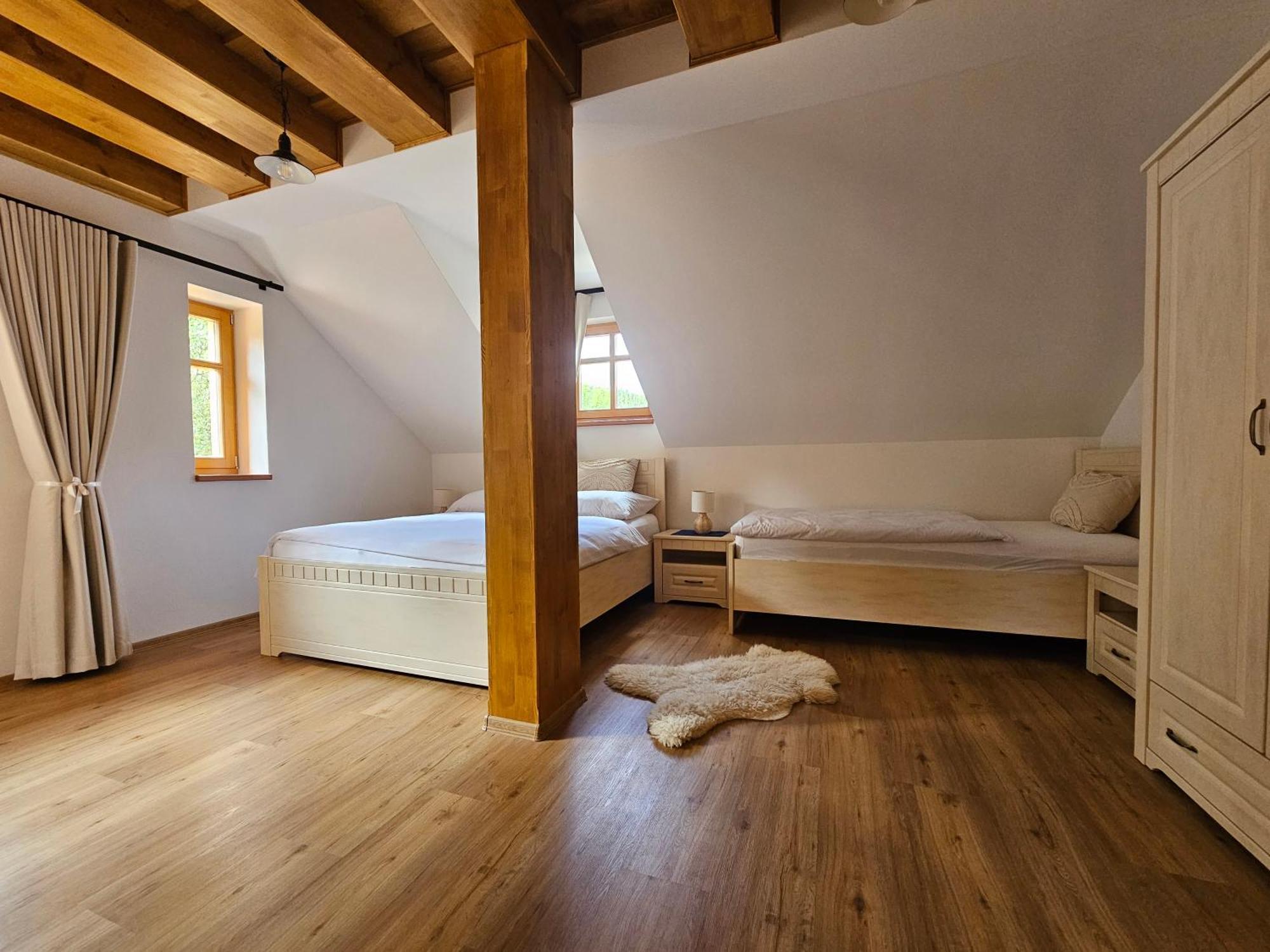 Apartmany Jezerne Velké Karlovice الغرفة الصورة